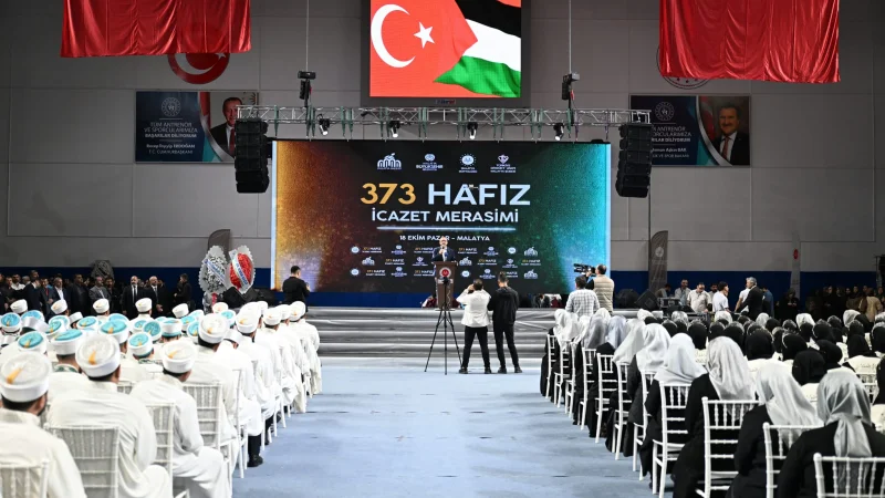 Malatya'da 373 Hafız İçin İcazet Töreni Düzenlendi