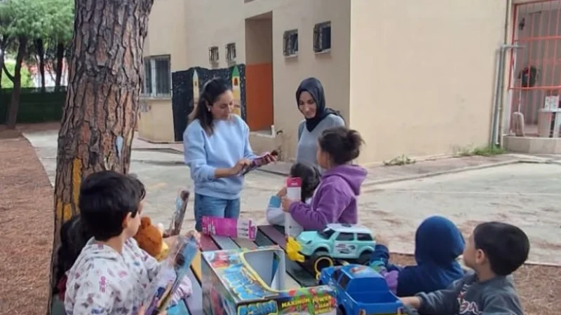 Manisa'da İyilik Var Platformu ile Çocukların Yüzü Güldü