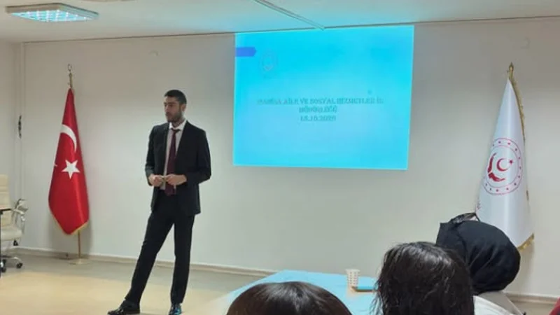 Manisa'da Yeni Göreve Başlayan Bakım Personeline Kapsamlı Eğitim