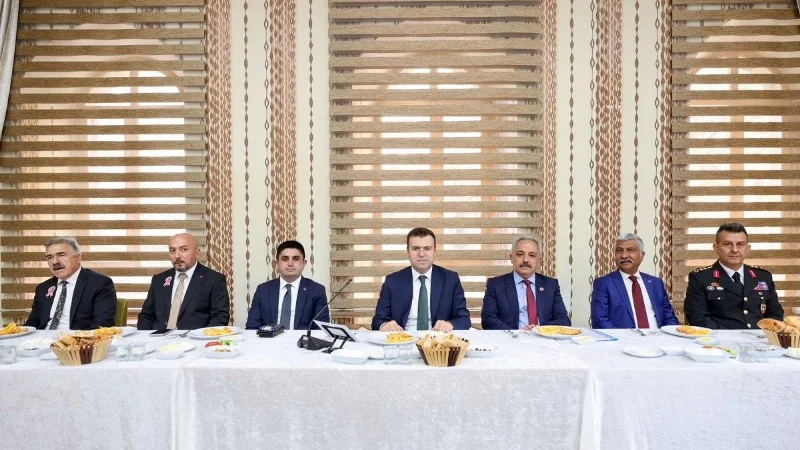 Niğde'de 19 Ekim Muhtarlar Günü Törenle Kutlandı