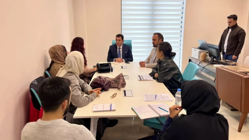 Niğde'de Çocuk Evleri Sitesi Personeli İstişare Toplantısında Bir Araya Geldi