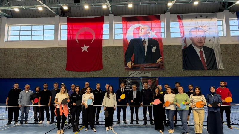 Ondokuzmayıs'ta Pickleball Eğitimi ve Spor Salonu Ziyareti