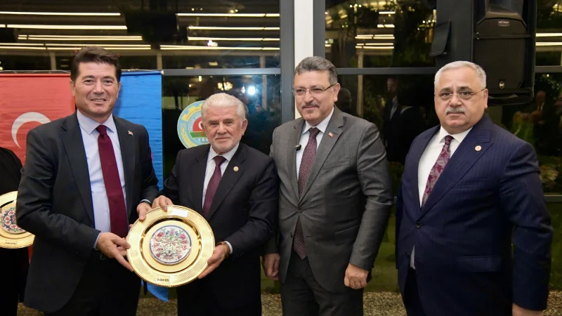 Ortahisar'da 19 Ekim Muhtarlar Günü Dolayısıyla Yemek Programı Düzenlendi