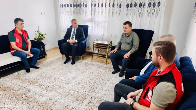 Şanlıurfa'da Umreden Dönen Şehit Babasına Vefa Ziyareti