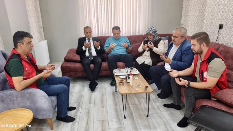 Şanlıurfa'da Umreden Dönen Şehit Eşine Vefa Ziyareti