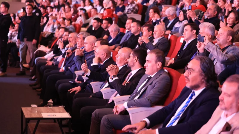 Talas'ta Türk Dünyası Müzik ve Halk Dansları Konseri Düzenlendi