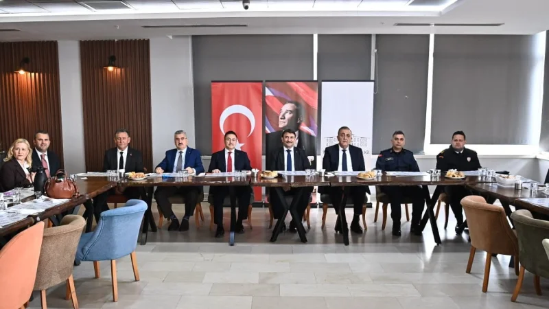 Tekirdağ Süleymanpaşa'da Muhtarlar Günü Dolayısıyla Kahvaltı Programı Düzenlendi
