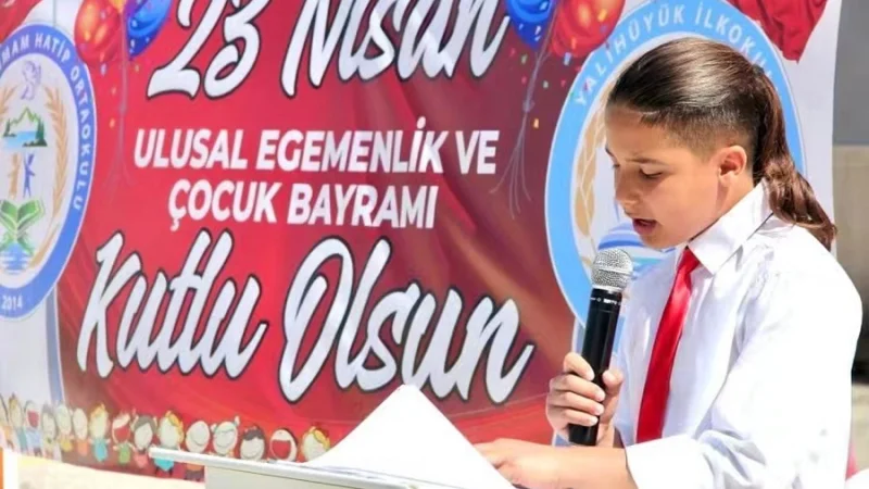 Yalıhüyük'te 23 Nisan Coşkusu: Koltuk Küçük Öğrenciye Devredildi