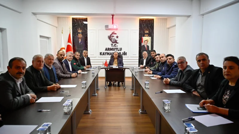 Yalova Valisi Usta'dan Armutlu'da Sel İncelemesi: Kalıcı Çözümler İçin Çalışmalar Başladı