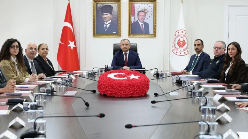 Zonguldak'ta Kadının Güçlenmesi ve Şiddetle Mücadele Toplantısı Yapıldı
