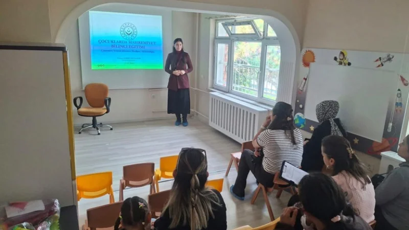 Zonguldak'ta Velilere Yönelik Aile Eğitim Programı Düzenlendi