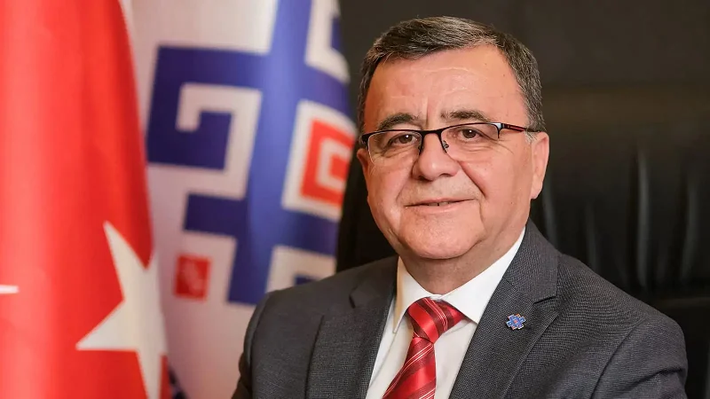Altıeylül'de Spor Kompleksi Kış Sezonuna Yenilenerek Girdi