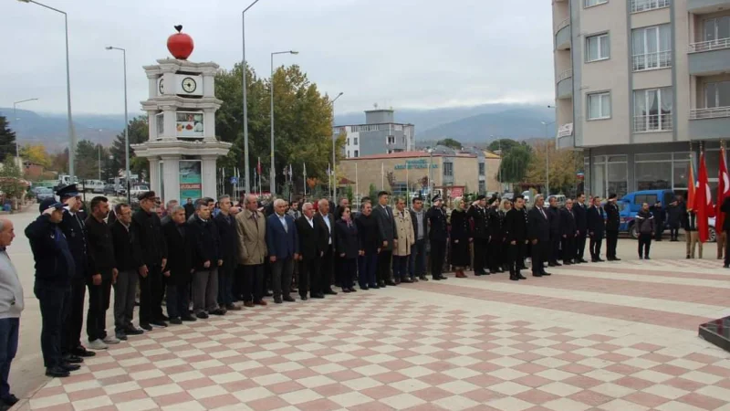Amasya'nın Hamamözü İlçesinde Atatürk'ün 84. Vefat Yıl Dönümü Törenle Anıldı