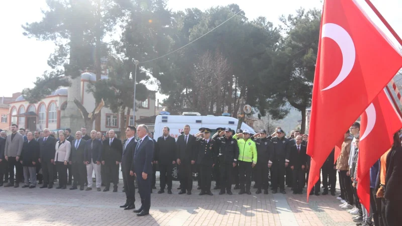 Amasya'nın Taşova İlçesinde 18 Mart Çanakkale Zaferi'nin 111. Yıl Dönümü Törenlerle Kutlandı