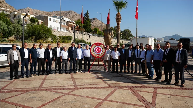 Aydıncık'ta 19 Ekim Muhtarlar Günü Törenle Kutlandı