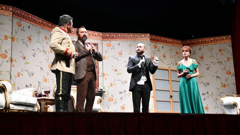 Balıkesir Büyükşehir Belediyesi Şehir Tiyatrosu İlk Ayında Seyirciden Tam Not Aldı