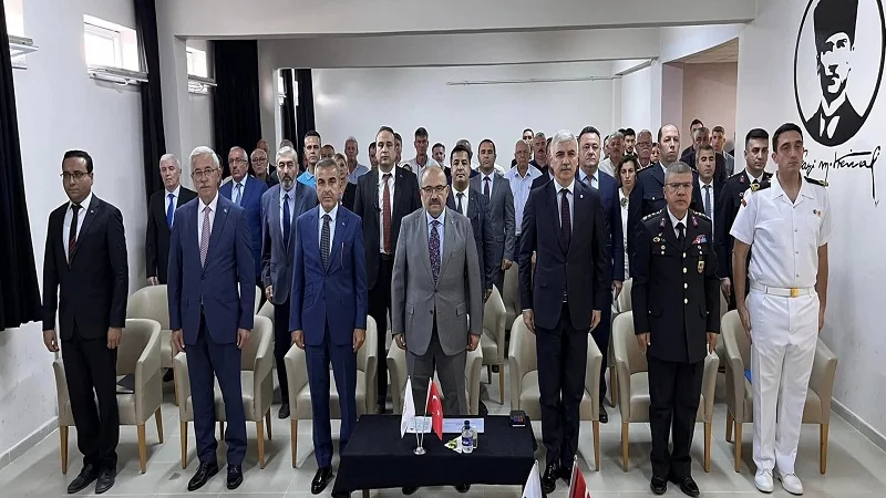 Balıkesir Valisi İsmail Ustaoğlu Başkanlığında Erdek Muhtarlar Buluşması Gerçekleştirildi