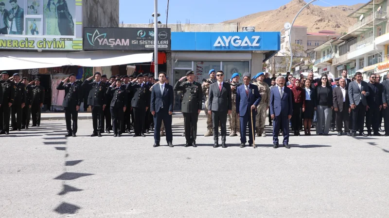Başkale'de 19 Eylül Gaziler Günü Törenle Kutlandı