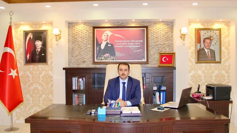 Demirözü Kaymakamı İbrahim Zahid Ahat Görevine Başladı