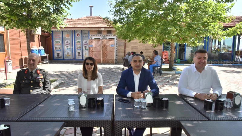 Eğirdir'de Kurban Bayramı Dolayısıyla Bayramlaşma Programı Düzenlendi