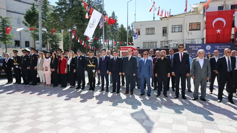 Elmalı'da 30 Ağustos Zafer Bayramı Coşkuyla Kutlandı