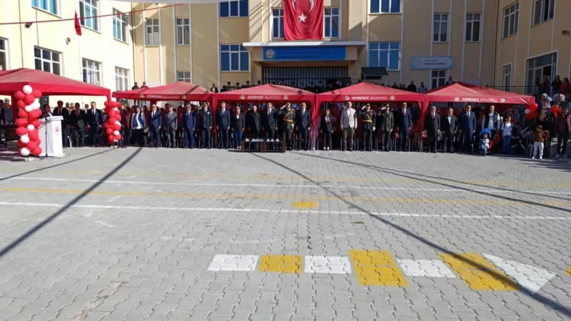 Ermenek'te 29 Ekim Cumhuriyet Bayramı Coşkuyla Kutlandı