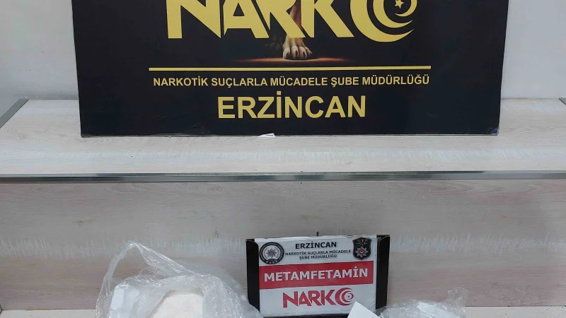Erzincan'da Narkotik Operasyonu: 3 Kilo Metamfetamin Ele Geçirildi
