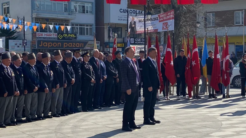 Geyve'de 18 Mart Şehitleri Anma Günü ve Çanakkale Zaferi Programı Düzenlendi