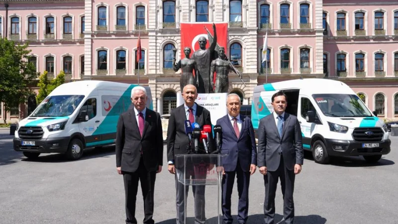 Göç İdaresi Başkanlığı'ndan Öğrencilere Yerinde Hizmet: Göç Danışma Araçları Devrede