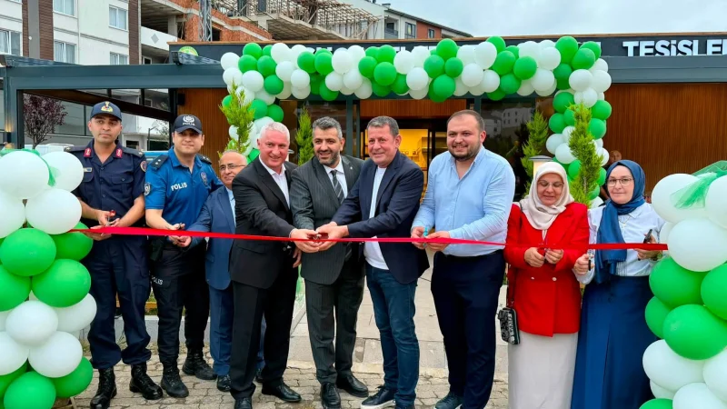 Güce Belediyesi Sosyal Tesisleri Kafe ve Restoranı Törenle Hizmete Açıldı