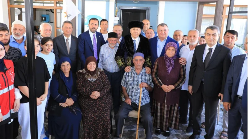 İçişleri Bakanı Yerlikaya, Ahlat'a Yerleşen Ahıska Türkü Aileleri Ziyaret Etti