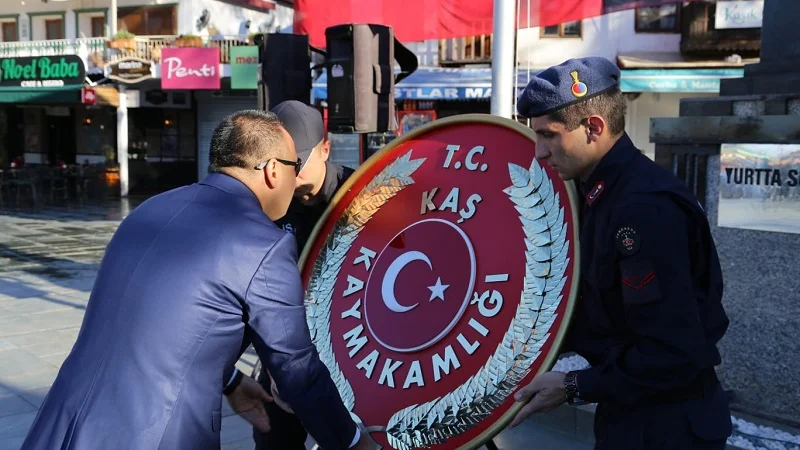 Kaş'ta 18 Mart Şehitleri Anma Günü ve Çanakkale Zaferi Törenle Kutlandı