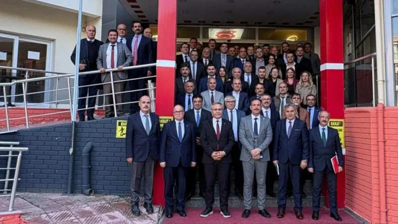Manisa İl Milli Eğitim Müdürü Mehmet Uğurelli'den Salihli'de Eğitim Temasları