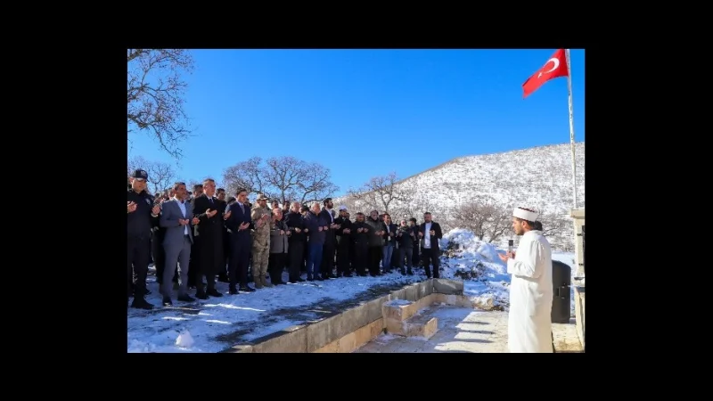 Mardin Savur'da Ormancık ve Akyürek Şehitleri Dualarla Anıldı