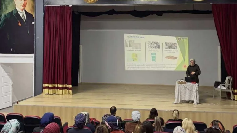 Ordu'da Sağlık Personeline 'Atık İlaç Yönetimi ve Sıfır Atık' Eğitimi