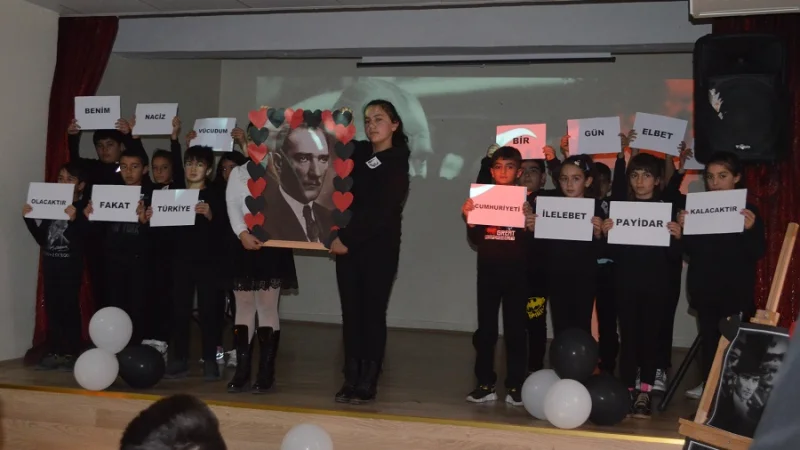 Pülümür'de Gazi Mustafa Kemal Atatürk'ün 84. Ölüm Yıl Dönümü Törenle Anıldı