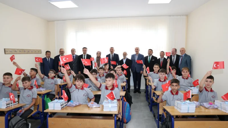 Rize'de Yeni Eğitim-Öğretim Yılı Törenle Başladı