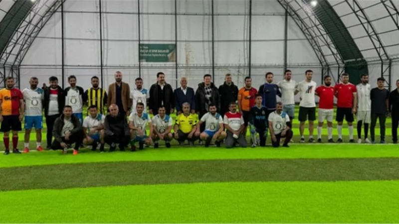 Şırnak'ta Halı Saha Futbol Turnuvası Başladı