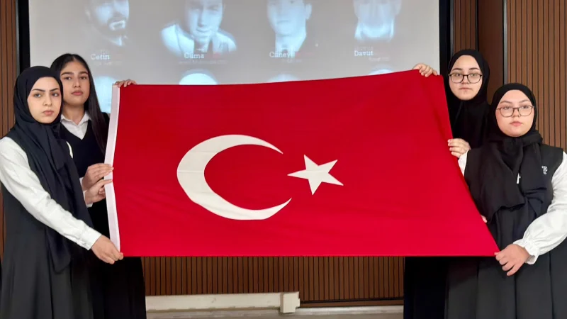 Sultangazi'de 15 Temmuz Demokrasi ve Milli Birlik Günü Anma Programı Düzenlendi