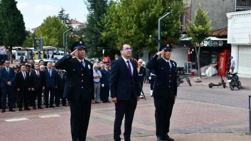 Tavşanlı'da 30 Ağustos Zafer Bayramı Törenlerle Kutlandı