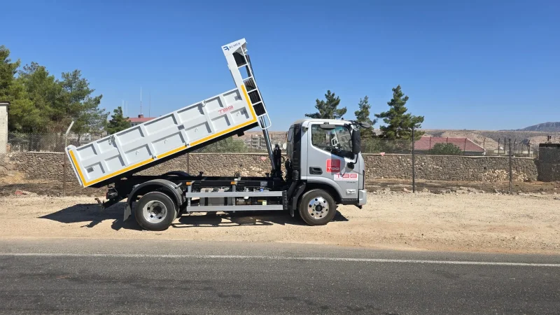 Türkiye Belediyeler Birliği'nden Güçlükonak Belediyesi'ne Araç Desteği