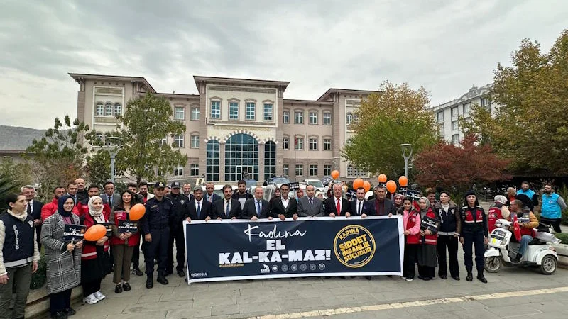 Türkoğlu'nda 25 Kasım Farkındalık Yürüyüşü Düzenlendi