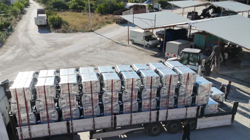 Uluborlu'ya Çevre, Şehircilik ve İklim Değişikliği Bakanlığı'ndan Hibe Çöp Konteyneri Desteği