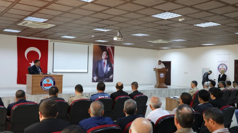 Viranşehir'de Muhtarlar Toplantısı Düzenlendi