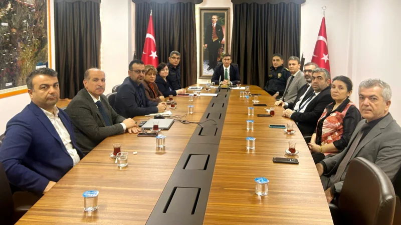Yüreğir'de İlçe İdare Şube Başkanları Toplantısı Düzenlendi