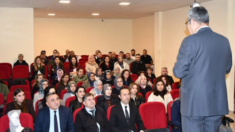 Aksaray'da Harezmi Eğitim Modeli ile Öğretmenlere Yeni Vizyon