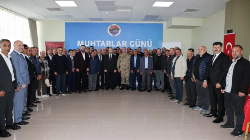 Ardahan'da 19 Ekim Muhtarlar Günü Dolayısıyla Yemek Programı Düzenlendi