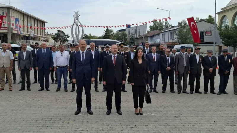Arpaçay'da 30 Ağustos Zafer Bayramı Törenlerle Kutlandı