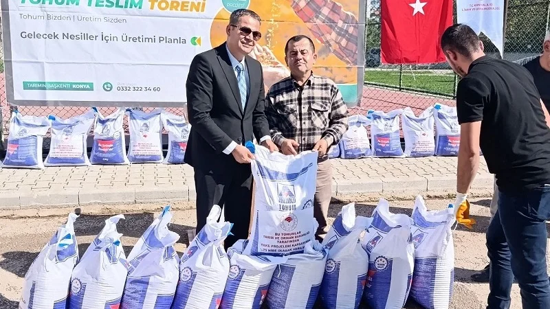 Beyşehir'de Çiftçilere 30 Ton Sertifikalı Kırmızı Mercimek Tohumu Desteği