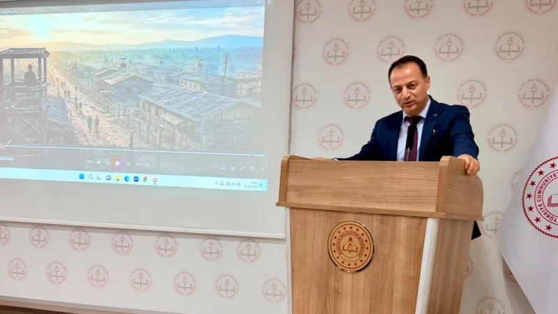 Burdur'da Eğitim Personeline Osmanlı Türkçesi Eğitimi